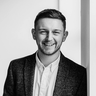 James - Partner